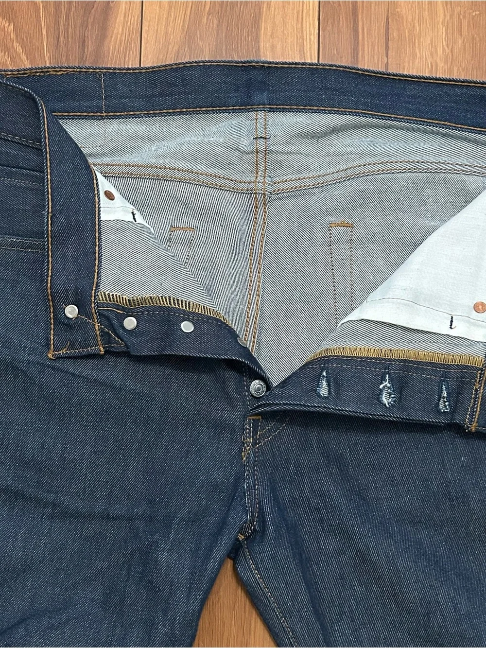 Levi’s Men’s 501 Regular Fit Straight Blue Dark Wash Jeans 33x34 Buttons Cotton